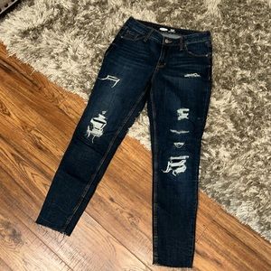 Size 4 Old Navy Rockstar Super Skinny High-rise Distressed Jeans